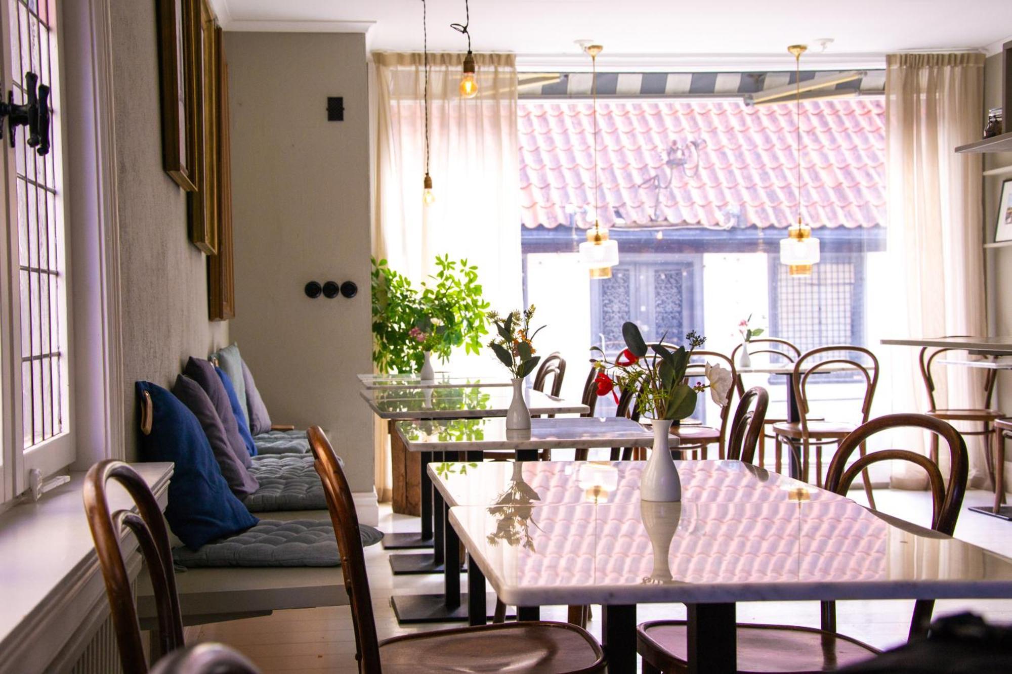 Adelsgatan Bed & Breakfast Visby Bagian luar foto